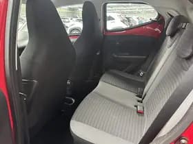 Toyota Aygo thumbnail 40