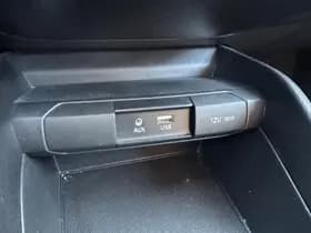 Kia Rio thumbnail 23