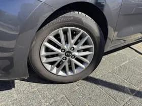 Kia Rio thumbnail 28