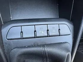 Kia Rio thumbnail 48