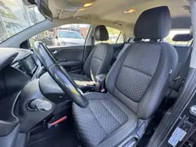 Kia Rio thumbnail 8