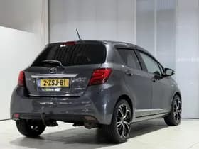 Toyota Yaris thumbnail 8