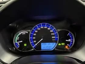 Toyota Yaris thumbnail 31