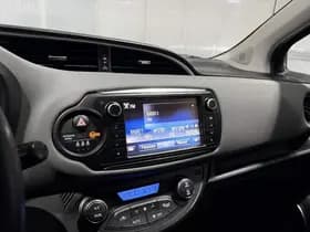 Toyota Yaris thumbnail 36