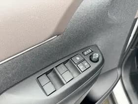 Toyota Yaris-cross thumbnail 18
