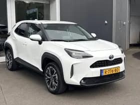 Toyota Yaris-cross thumbnail 4