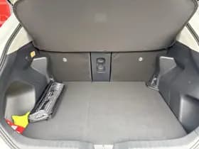 Toyota Yaris-cross thumbnail 31