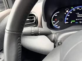 Toyota Yaris-cross thumbnail 48