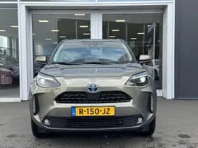 Toyota Yaris-cross thumbnail 2