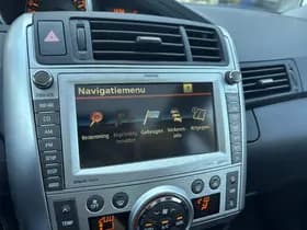 Toyota Verso thumbnail 72