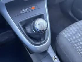 Toyota Verso thumbnail 76
