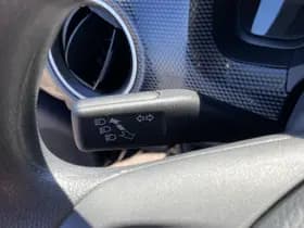 Volkswagen Up thumbnail 30