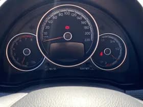 Volkswagen Up thumbnail 33