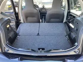 Volkswagen Up thumbnail 8