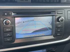 Toyota Auris thumbnail 15