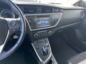 Toyota Auris thumbnail 30