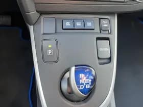 Toyota Auris thumbnail 32