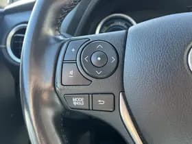 Toyota Auris thumbnail 68