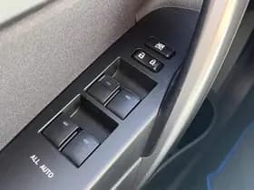 Toyota Auris thumbnail 75