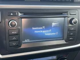 Toyota Auris thumbnail 83