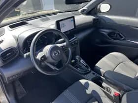 Toyota Yaris-cross thumbnail 19