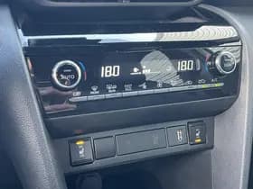 Toyota Yaris-cross thumbnail 90