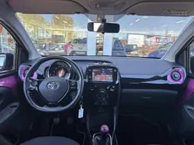 Toyota Aygo thumbnail 44
