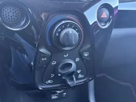 Toyota Aygo thumbnail 61