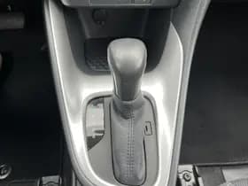 Toyota Yaris thumbnail 30