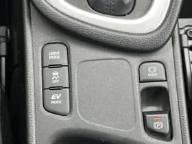 Toyota Yaris thumbnail 31