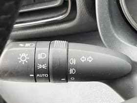 Toyota Yaris thumbnail 44