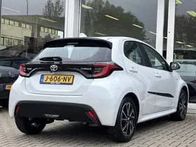 Toyota Yaris thumbnail 48