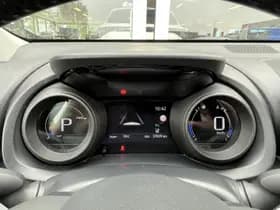 Toyota Yaris thumbnail 7