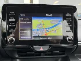 Toyota Yaris thumbnail 10