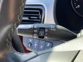 Kia Stonic thumbnail 81