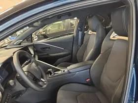 Toyota C-HR thumbnail 35
