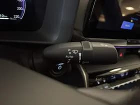 Toyota C-HR thumbnail 45