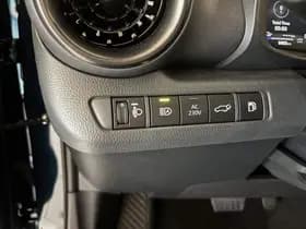 Toyota C-HR thumbnail 51