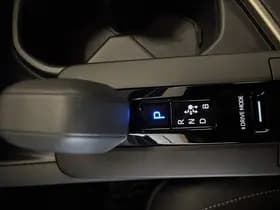 Toyota C-HR thumbnail 57