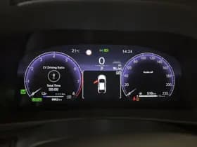 Toyota C-HR thumbnail 9