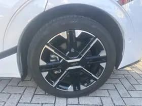 Kia EV6 thumbnail 33