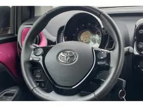 Toyota Aygo thumbnail 11