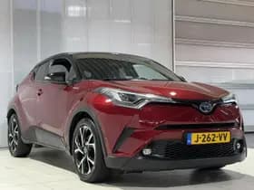 Toyota C-HR thumbnail 2