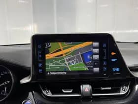 Toyota C-HR thumbnail 19