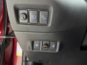 Toyota C-HR thumbnail 20