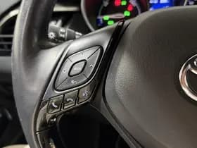 Toyota C-HR thumbnail 62