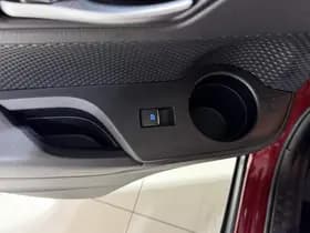 Toyota C-HR thumbnail 64