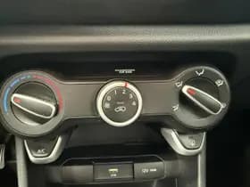 Kia Picanto thumbnail 11
