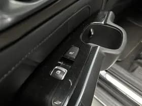 Kia Sorento thumbnail 60