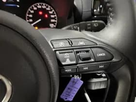 Toyota Yaris thumbnail 15